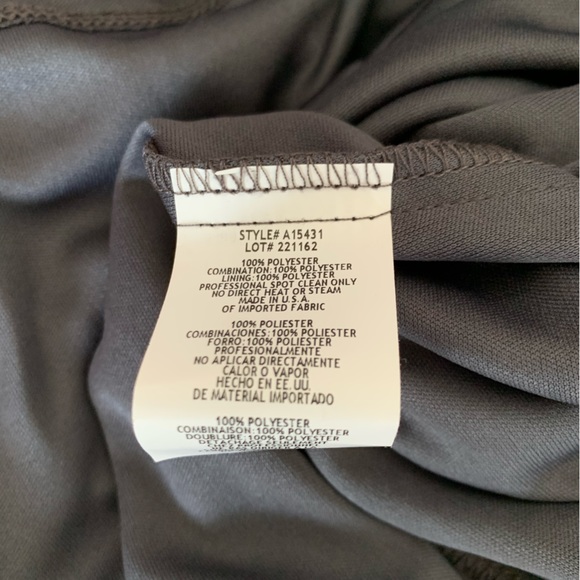 NWOT Betsy & Adam Women’s Formal Gown/Dress - Picture 6 of 9